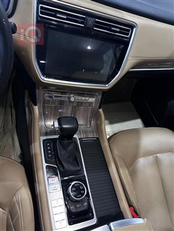 ئێم جی RX8
